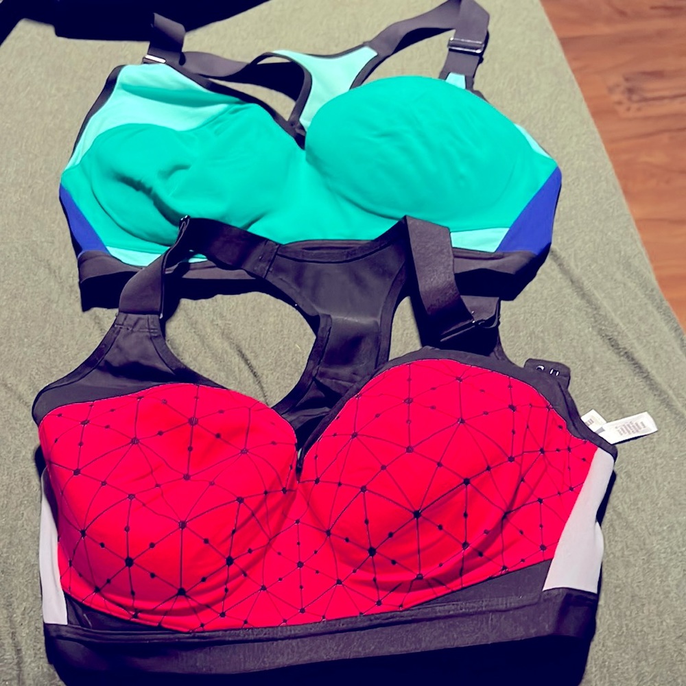 2 VSX Sport, 34DD, sport bra